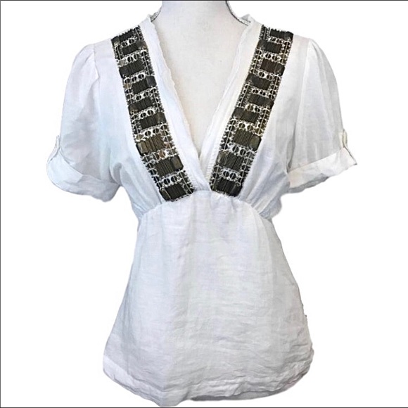 Banana Republic Tops - Banana Republic White with Gold Linen Blend Top